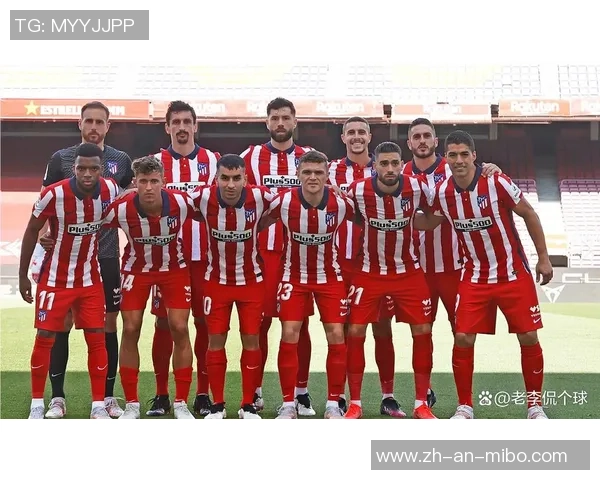 2003年欧冠经典对决回顾皇马与曼联的巅峰阵容分析