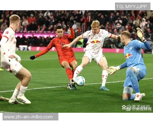 德甲精彩对决拜仁慕尼黑与沙尔克04比赛集锦回顾与分析