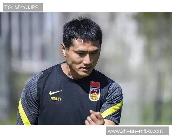 国足新帅邵佳一清洗老将力推年轻人上位,足够时刻备战却遇三重阻止,能否焕新成悬念 国足新帅邵佳一清洗老将力推年轻人上位,足够时刻备战却遇三重阻止,能否焕新成悬念